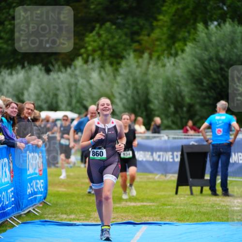 30.08.2026 - Elbe Triathlon Hamburg LAZAROV Photography http://msf.ph/oto/10063608 30.08.2026 11:57:43 Ziel 860, 934, 1304, 1410, 1457 meine-sportfotos.de