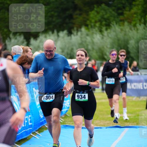 30.08.2026 - Elbe Triathlon Hamburg LAZAROV Photography http://msf.ph/oto/10063627 30.08.2026 11:57:47 Ziel 510, 860, 934, 1304, 1410, 1457 meine-sportfotos.de