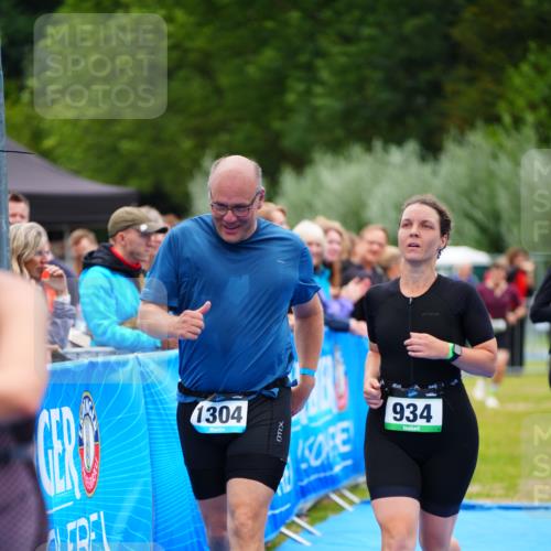 30.08.2026 - Elbe Triathlon Hamburg LAZAROV Photography http://msf.ph/oto/10063630 30.08.2026 11:57:47 Ziel 510, 860, 934, 1304, 1410, 1457 meine-sportfotos.de