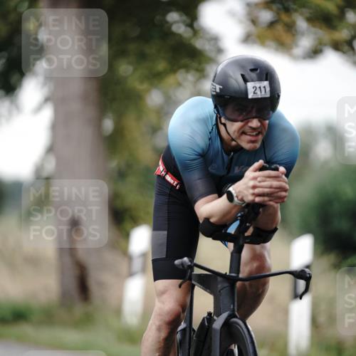 30.08.2026 - Elbe Triathlon Hamburg Michael Burmester http://msf.ph/oto/10065816 30.08.2026 09:01:44 Radfahren 211, 376, 379, 386 meine-sportfotos.de