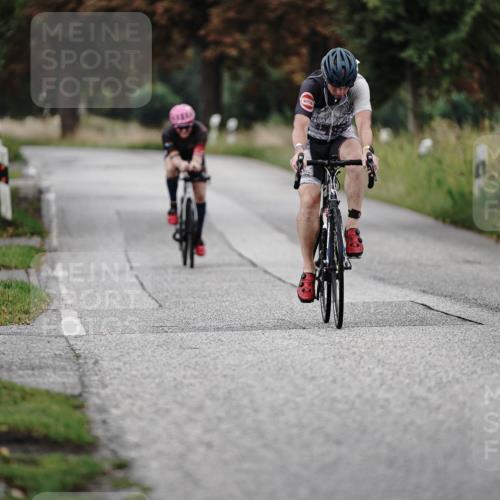 30.08.2026 - Elbe Triathlon Hamburg Michael Burmester http://msf.ph/oto/10065855 30.08.2026 09:01:59 Radfahren 212, 281, 319, 358 meine-sportfotos.de