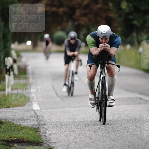 30.08.2026 - Elbe Triathlon Hamburg Michael Burmester http://msf.ph/oto/10065882 30.08.2026 09:02:39 Radfahren 200, 225, 236, 445 meine-sportfotos.de