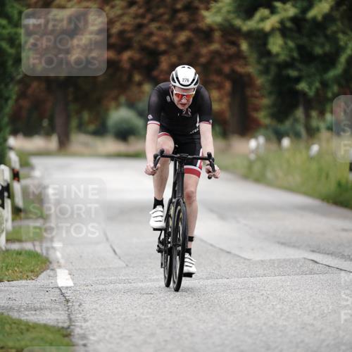 30.08.2026 - Elbe Triathlon Hamburg Michael Burmester http://msf.ph/oto/10065945 30.08.2026 09:03:24 Radfahren 276 meine-sportfotos.de