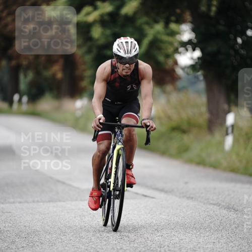 30.08.2026 - Elbe Triathlon Hamburg Michael Burmester http://msf.ph/oto/10065990 30.08.2026 09:04:23 Radfahren 228, 247 meine-sportfotos.de