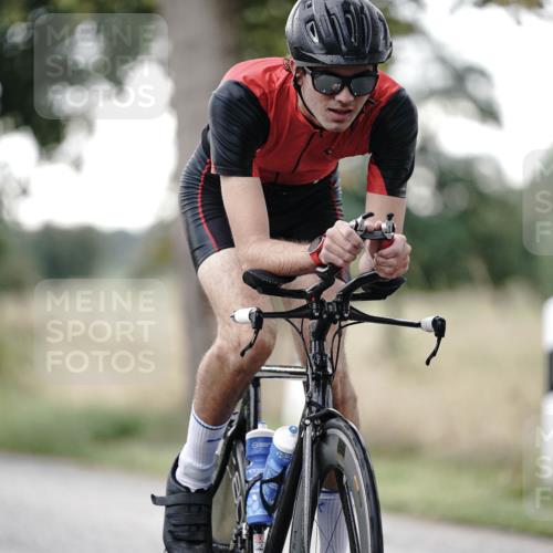 30.08.2026 - Elbe Triathlon Hamburg Michael Burmester http://msf.ph/oto/10066198 30.08.2026 09:06:56 Radfahren 282, 392 meine-sportfotos.de