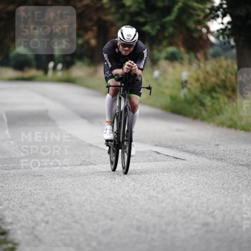 30.08.2026 - Elbe Triathlon Hamburg Michael Burmester http://msf.ph/oto/10066220 30.08.2026 09:07:31 Radfahren 185, 322 meine-sportfotos.de