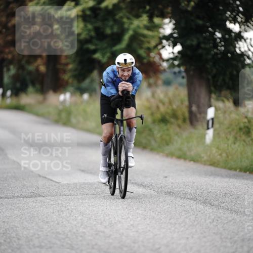 30.08.2026 - Elbe Triathlon Hamburg Michael Burmester http://msf.ph/oto/10066239 30.08.2026 09:07:43 Radfahren 432 meine-sportfotos.de