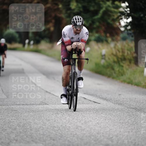 30.08.2026 - Elbe Triathlon Hamburg Michael Burmester http://msf.ph/oto/10066249 30.08.2026 09:08:28 Radfahren 307, 331 meine-sportfotos.de