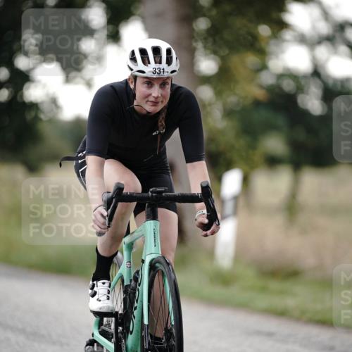 30.08.2026 - Elbe Triathlon Hamburg Michael Burmester http://msf.ph/oto/10066260 30.08.2026 09:08:32 Radfahren 331, 496 meine-sportfotos.de