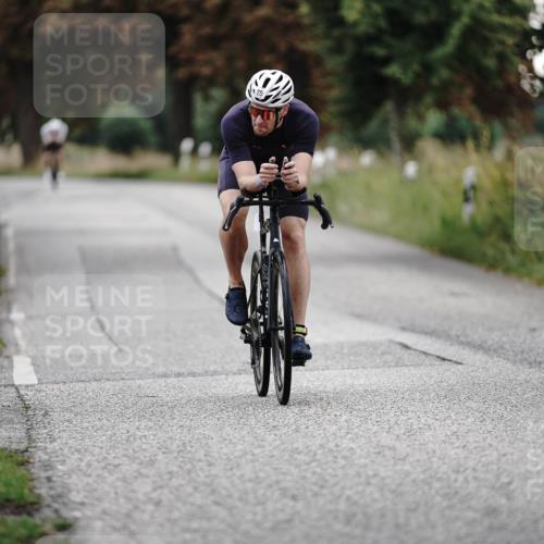 30.08.2026 - Elbe Triathlon Hamburg Michael Burmester http://msf.ph/oto/10066286 30.08.2026 09:09:00 Radfahren 254 meine-sportfotos.de