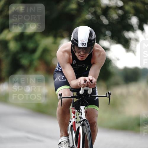 30.08.2026 - Elbe Triathlon Hamburg Michael Burmester http://msf.ph/oto/10066307 30.08.2026 09:09:13 Radfahren 193, 286, 411 meine-sportfotos.de