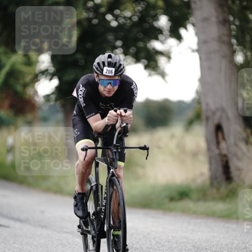 30.08.2026 - Elbe Triathlon Hamburg Michael Burmester http://msf.ph/oto/10066319 30.08.2026 09:09:15 Radfahren 193, 286, 411, 420 meine-sportfotos.de
