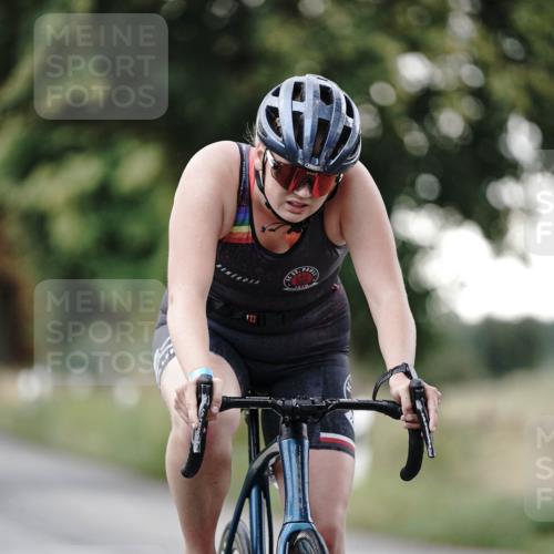 30.08.2026 - Elbe Triathlon Hamburg Michael Burmester http://msf.ph/oto/10066397 30.08.2026 09:10:03 Radfahren 182, 334, 399, 446 meine-sportfotos.de