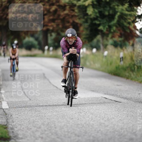 30.08.2026 - Elbe Triathlon Hamburg Michael Burmester http://msf.ph/oto/10066442 30.08.2026 09:10:17 Radfahren 301, 313, 428 meine-sportfotos.de