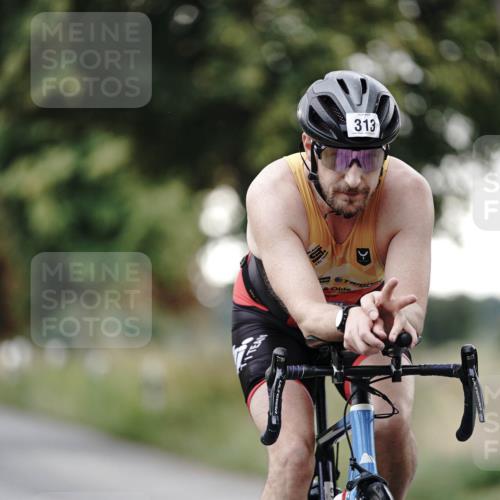30.08.2026 - Elbe Triathlon Hamburg Michael Burmester http://msf.ph/oto/10066462 30.08.2026 09:10:22 Radfahren 227, 294, 313 meine-sportfotos.de