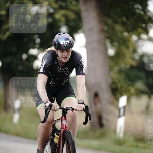 30.08.2026 - Elbe Triathlon Hamburg Michael Burmester http://msf.ph/oto/10066673 30.08.2026 09:11:55 Radfahren 261, 382 meine-sportfotos.de