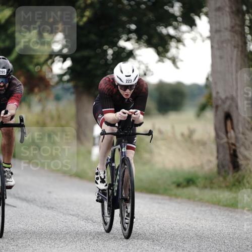 30.08.2026 - Elbe Triathlon Hamburg Michael Burmester http://msf.ph/oto/10066697 30.08.2026 09:12:14 Radfahren 210, 223, 295, 310, 314, 359, 374 meine-sportfotos.de