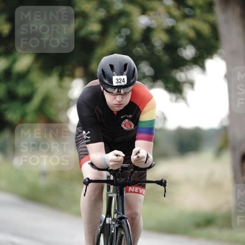30.08.2026 - Elbe Triathlon Hamburg Michael Burmester http://msf.ph/oto/10066788 30.08.2026 09:12:33 Radfahren 192, 324, 341 meine-sportfotos.de