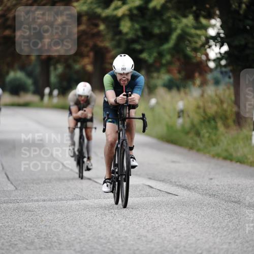 30.08.2026 - Elbe Triathlon Hamburg Michael Burmester http://msf.ph/oto/10066828 30.08.2026 09:12:49 Radfahren 202, 222, 271, 298, 366 meine-sportfotos.de