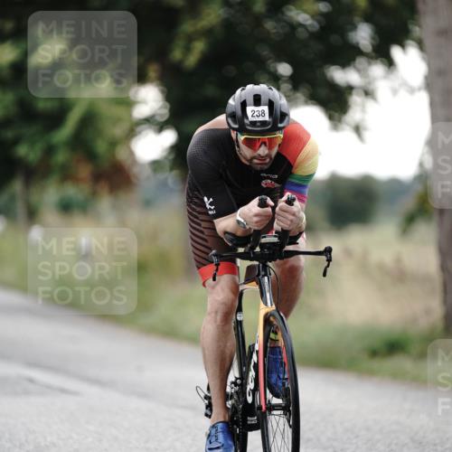 30.08.2026 - Elbe Triathlon Hamburg Michael Burmester http://msf.ph/oto/10066987 30.08.2026 09:13:26 Radfahren 238, 245, 248, 318, 346 meine-sportfotos.de