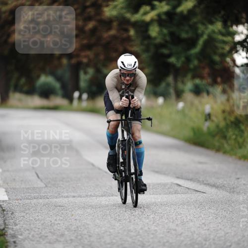 30.08.2026 - Elbe Triathlon Hamburg Michael Burmester http://msf.ph/oto/10066995 30.08.2026 09:13:27 Radfahren 238, 248 meine-sportfotos.de