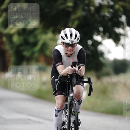 30.08.2026 - Elbe Triathlon Hamburg Michael Burmester http://msf.ph/oto/10067031 30.08.2026 09:13:56 Radfahren 284, 380, 426 meine-sportfotos.de