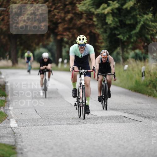 30.08.2026 - Elbe Triathlon Hamburg Michael Burmester http://msf.ph/oto/10067033 30.08.2026 09:14:01 Radfahren 284, 394, 426, 544 meine-sportfotos.de