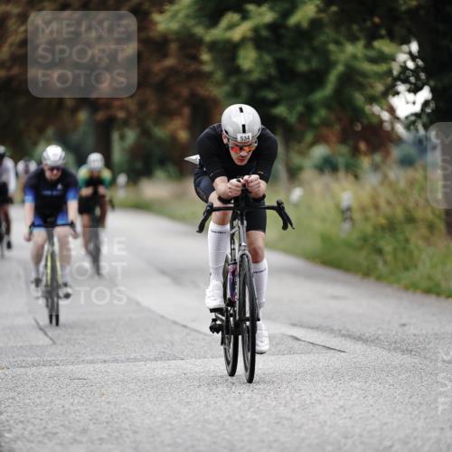 30.08.2026 - Elbe Triathlon Hamburg Michael Burmester http://msf.ph/oto/10067169 30.08.2026 09:14:48 Radfahren 211, 260, 414, 425, 438, 532, 534 meine-sportfotos.de
