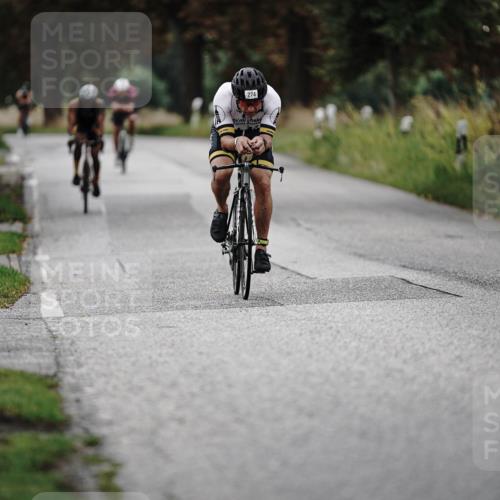 30.08.2026 - Elbe Triathlon Hamburg Michael Burmester http://msf.ph/oto/10067204 30.08.2026 09:14:55 Radfahren 186, 260, 274, 302, 425, 493 meine-sportfotos.de