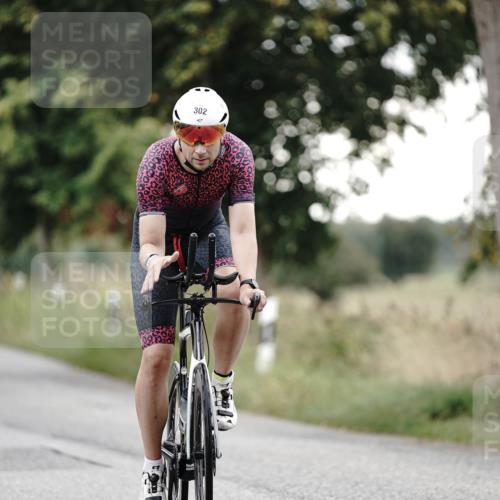 30.08.2026 - Elbe Triathlon Hamburg Michael Burmester http://msf.ph/oto/10067242 30.08.2026 09:15:00 Radfahren 180, 186, 194, 302, 493 meine-sportfotos.de