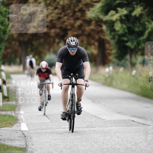 30.08.2026 - Elbe Triathlon Hamburg Michael Burmester http://msf.ph/oto/10067354 30.08.2026 09:15:42 Radfahren 263, 361, 375, 445 meine-sportfotos.de