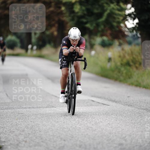 30.08.2026 - Elbe Triathlon Hamburg Michael Burmester http://msf.ph/oto/10067397 30.08.2026 09:16:10 Radfahren 190, 343, 452, 528 meine-sportfotos.de