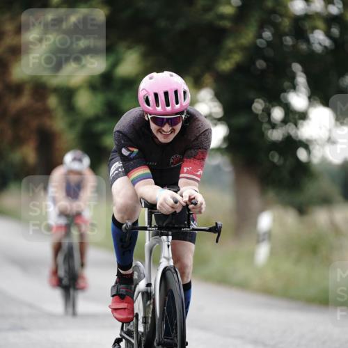 30.08.2026 - Elbe Triathlon Hamburg Michael Burmester http://msf.ph/oto/10067503 30.08.2026 09:17:01 Radfahren 203, 319, 358, 467, 495 meine-sportfotos.de