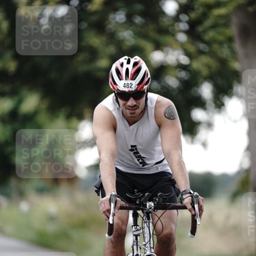 30.08.2026 - Elbe Triathlon Hamburg Michael Burmester http://msf.ph/oto/10067575 30.08.2026 09:17:41 Radfahren 196, 218, 364, 482, 490, 498 meine-sportfotos.de