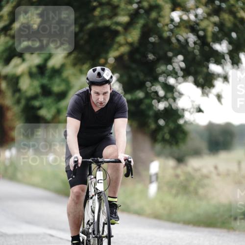 30.08.2026 - Elbe Triathlon Hamburg Michael Burmester http://msf.ph/oto/10067578 30.08.2026 09:17:45 Radfahren 218, 329, 364, 415, 433, 449, 490, 498 meine-sportfotos.de