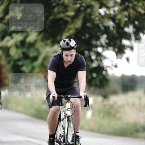 30.08.2026 - Elbe Triathlon Hamburg Michael Burmester http://msf.ph/oto/10067581 30.08.2026 09:17:45 Radfahren 218, 329, 364, 415, 433, 449, 490, 498 meine-sportfotos.de
