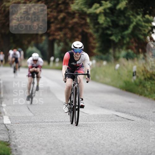 30.08.2026 - Elbe Triathlon Hamburg Michael Burmester http://msf.ph/oto/10067601 30.08.2026 09:17:57 Radfahren 308, 389, 841 meine-sportfotos.de