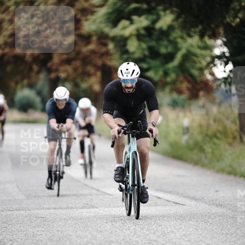 30.08.2026 - Elbe Triathlon Hamburg Michael Burmester http://msf.ph/oto/10067638 30.08.2026 09:18:24 Radfahren 197, 228, 639, 701, 1894 meine-sportfotos.de
