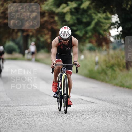 30.08.2026 - Elbe Triathlon Hamburg Michael Burmester http://msf.ph/oto/10067645 30.08.2026 09:18:29 Radfahren 197, 228, 499, 701, 1894 meine-sportfotos.de