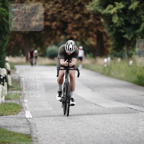 30.08.2026 - Elbe Triathlon Hamburg Michael Burmester http://msf.ph/oto/10067652 30.08.2026 09:18:33 Radfahren 228, 499 meine-sportfotos.de