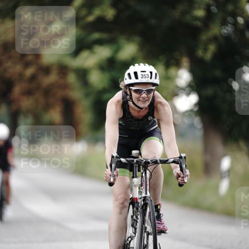 30.08.2026 - Elbe Triathlon Hamburg Michael Burmester http://msf.ph/oto/10067707 30.08.2026 09:19:01 Radfahren 208, 213, 272, 309, 336, 353, 457 meine-sportfotos.de