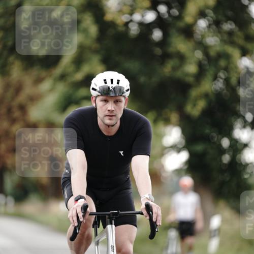 30.08.2026 - Elbe Triathlon Hamburg Michael Burmester http://msf.ph/oto/10067732 30.08.2026 09:19:12 Radfahren 412, 536, 623, 771 meine-sportfotos.de