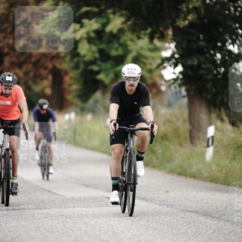30.08.2026 - Elbe Triathlon Hamburg Michael Burmester http://msf.ph/oto/10067753 30.08.2026 09:19:35 Radfahren 183, 266, 312, 368, 434, 451, 502, 520, 567, 597 meine-sportfotos.de