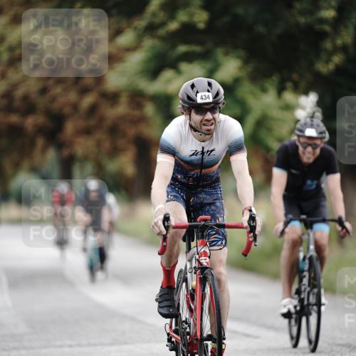 30.08.2026 - Elbe Triathlon Hamburg Michael Burmester http://msf.ph/oto/10067759 30.08.2026 09:19:38 Radfahren 183, 266, 312, 368, 434, 451, 502, 520, 567, 597 meine-sportfotos.de