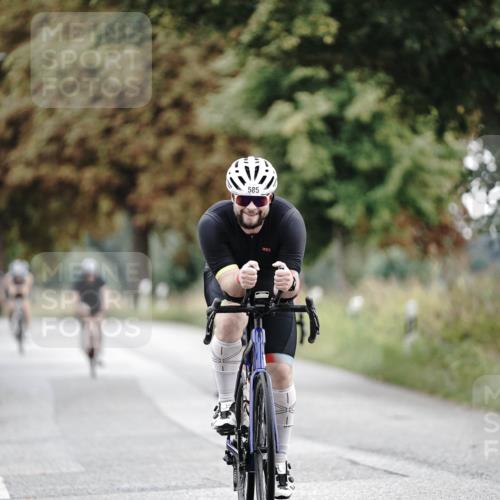 30.08.2026 - Elbe Triathlon Hamburg Michael Burmester http://msf.ph/oto/10067880 30.08.2026 09:26:14 Radfahren 210, 222, 271, 295, 385, 504, 585 meine-sportfotos.de