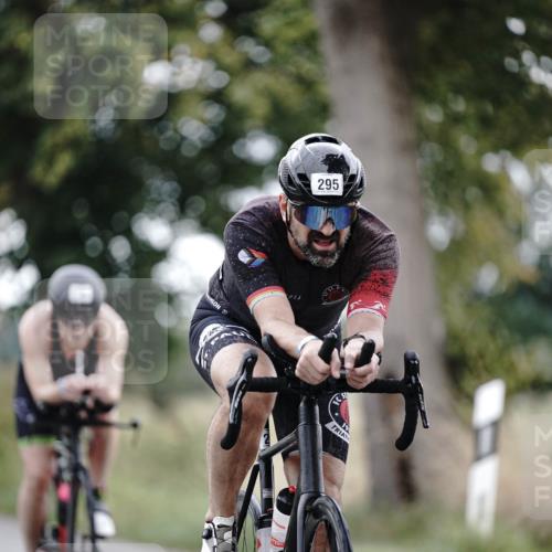 30.08.2026 - Elbe Triathlon Hamburg Michael Burmester http://msf.ph/oto/10067887 30.08.2026 09:26:16 Radfahren 210, 295, 385, 480, 504, 585 meine-sportfotos.de