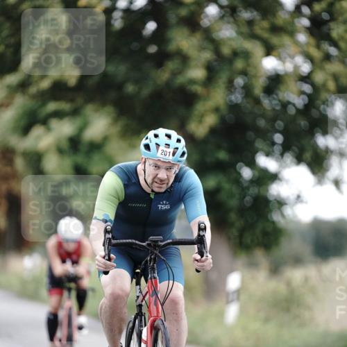 30.08.2026 - Elbe Triathlon Hamburg Michael Burmester http://msf.ph/oto/10067916 30.08.2026 09:26:28 Radfahren 201, 264, 347, 351, 382, 417, 423, 506, 579, 611, 756 meine-sportfotos.de