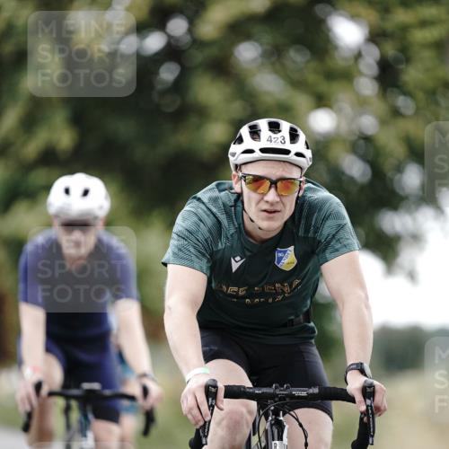 30.08.2026 - Elbe Triathlon Hamburg Michael Burmester http://msf.ph/oto/10067927 30.08.2026 09:26:30 Radfahren 201, 264, 347, 351, 423, 506, 611, 756 meine-sportfotos.de