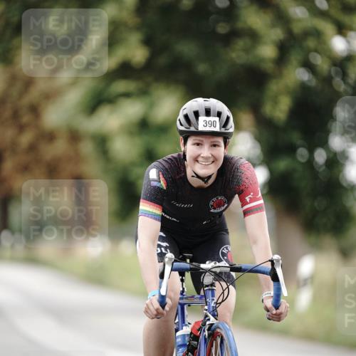 30.08.2026 - Elbe Triathlon Hamburg Michael Burmester http://msf.ph/oto/10067933 30.08.2026 09:26:46 Radfahren 229, 341, 357, 390, 505 meine-sportfotos.de