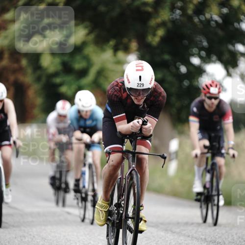 30.08.2026 - Elbe Triathlon Hamburg Michael Burmester http://msf.ph/oto/10067951 30.08.2026 09:26:53 Radfahren 229, 310, 318, 328, 341, 359, 503, 505, 580, 595, 596, 676 meine-sportfotos.de